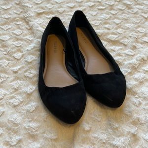 Black shoes